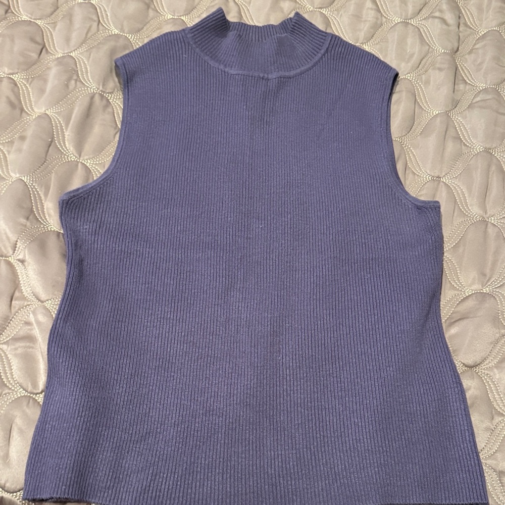 Laura Scott Sleeveless Lavender Tank Top